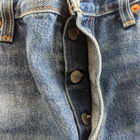 Levi's 501 Jean Shorts Size 29 - Picture 5 of 8